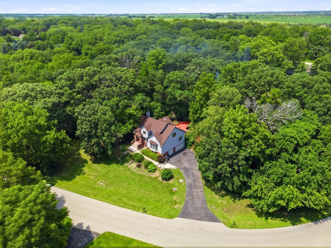 House in Plano, Illinois, United States 1 - 18322316