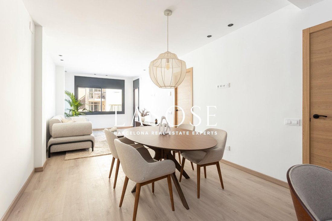 Apartment in Eixample, Barcelona, Spain 2 - 18319946