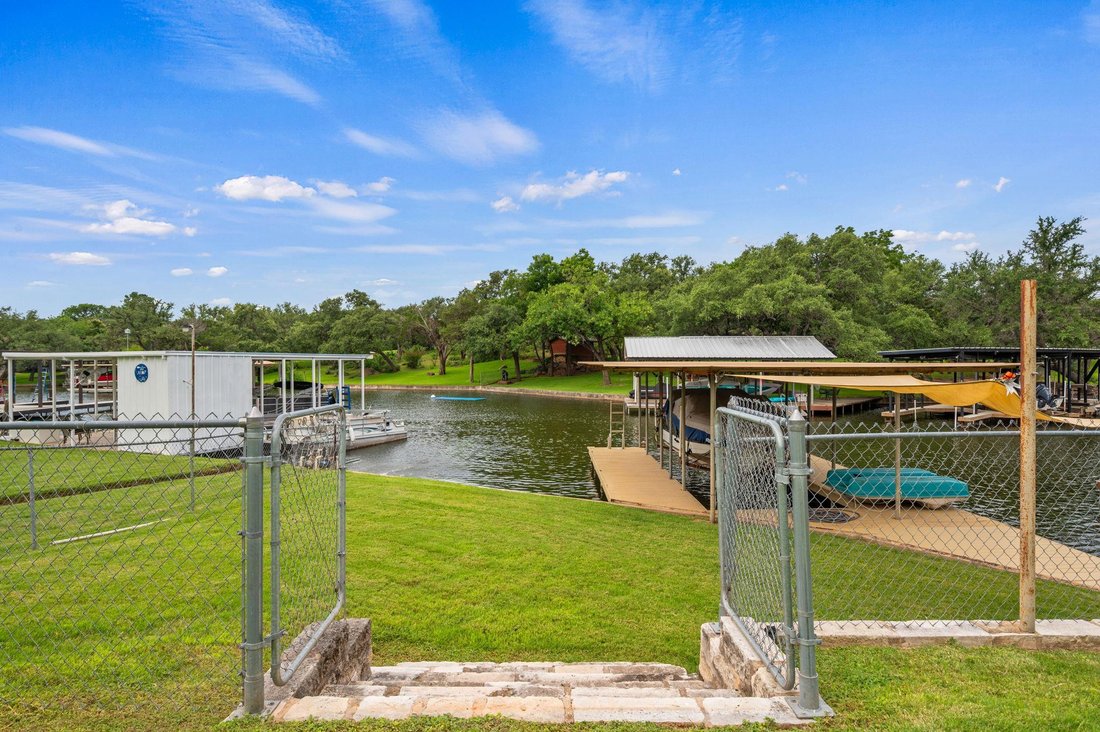 House in Kingsland, Texas, United States 2 - 18321658