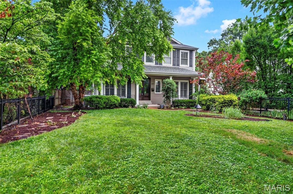 House in Kirkwood, Missouri, United States 1 - 18321344