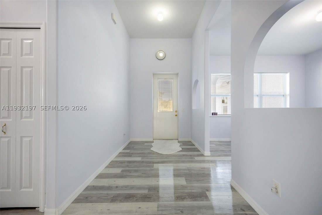 House in Other, Florida, United States 4 - 17202134