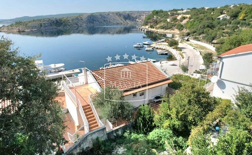House in Maslenica, Zadar County, Croatia 1
