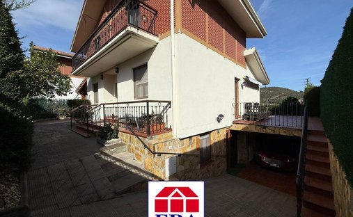 Villa a Castro-Urdiales, Cantabria, Spagna 1