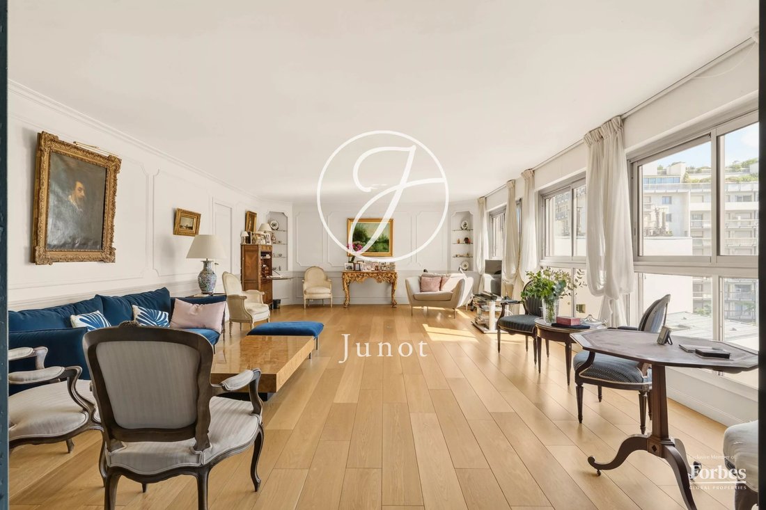 Apartment in Muette Nord, Paris 16e Arrondissement, Paris 4 - 18319700
