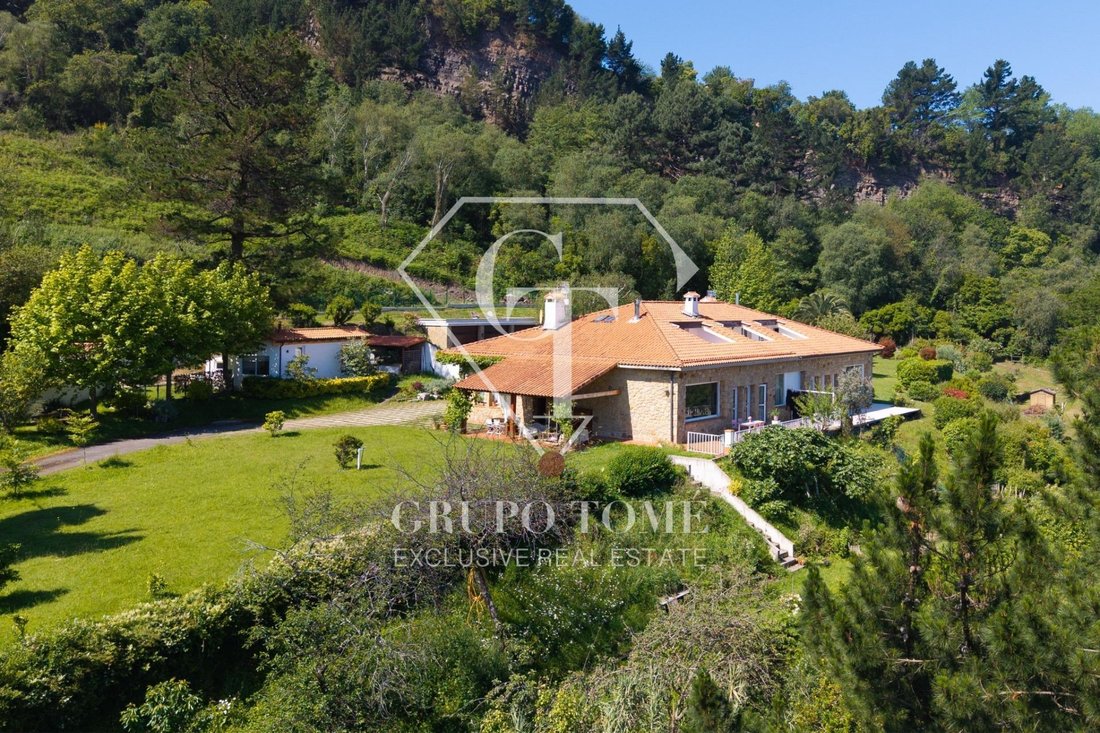 Mutriku, Basque Country, Spain 4 - 18320948