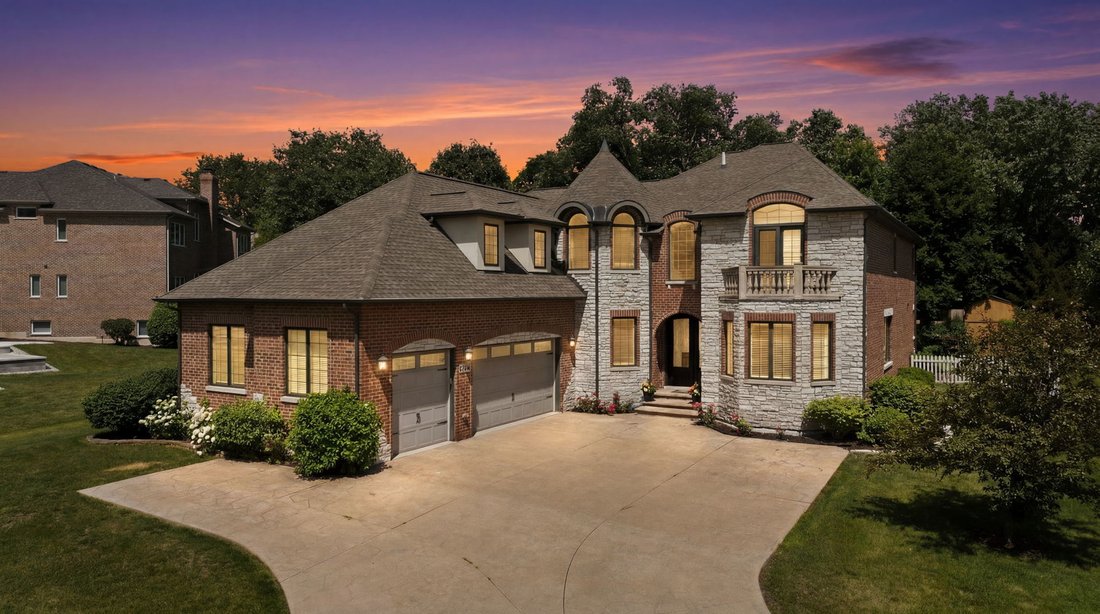 House in Downers Grove, Illinois, United States 1 - 18319008