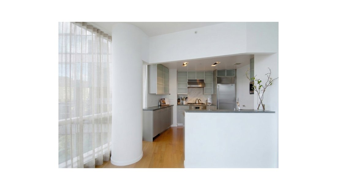 Condo in New York, New York, United States 4 - 18322894