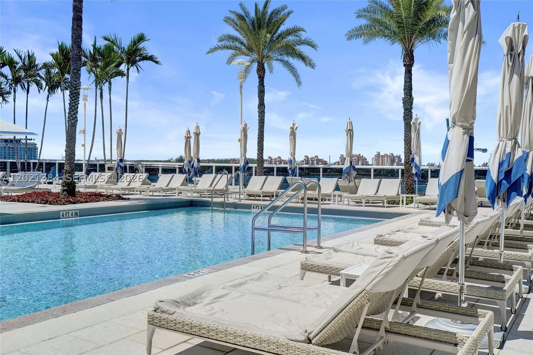 Condo in Miami Beach, Florida, United States 2 - 18020848