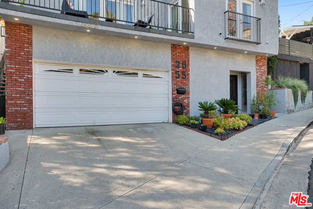 House in Los Angeles, California, United States 3 - 18321750