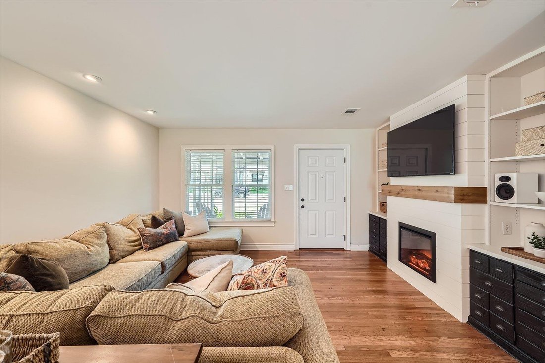 House in Austin, Texas, United States 4 - 17609909