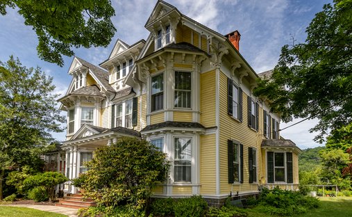 House in Kent, Connecticut, United States 1