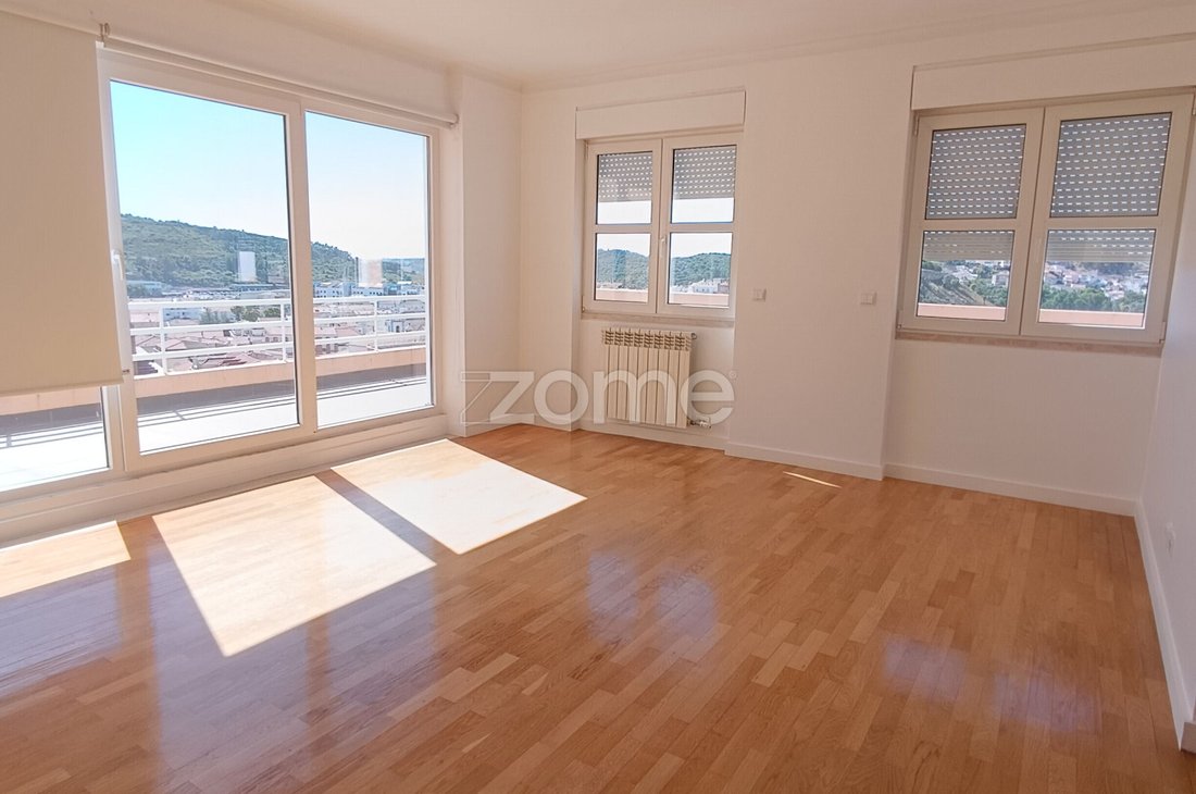 Apartment in Santa Maria, Sao Pedro e Matacaes, Lisbon, Portugal 1 - 18322865