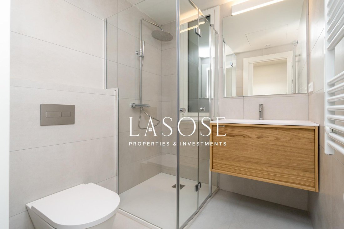 Appartement à Eixample, Barcelone, Espagne 4 - 18320007