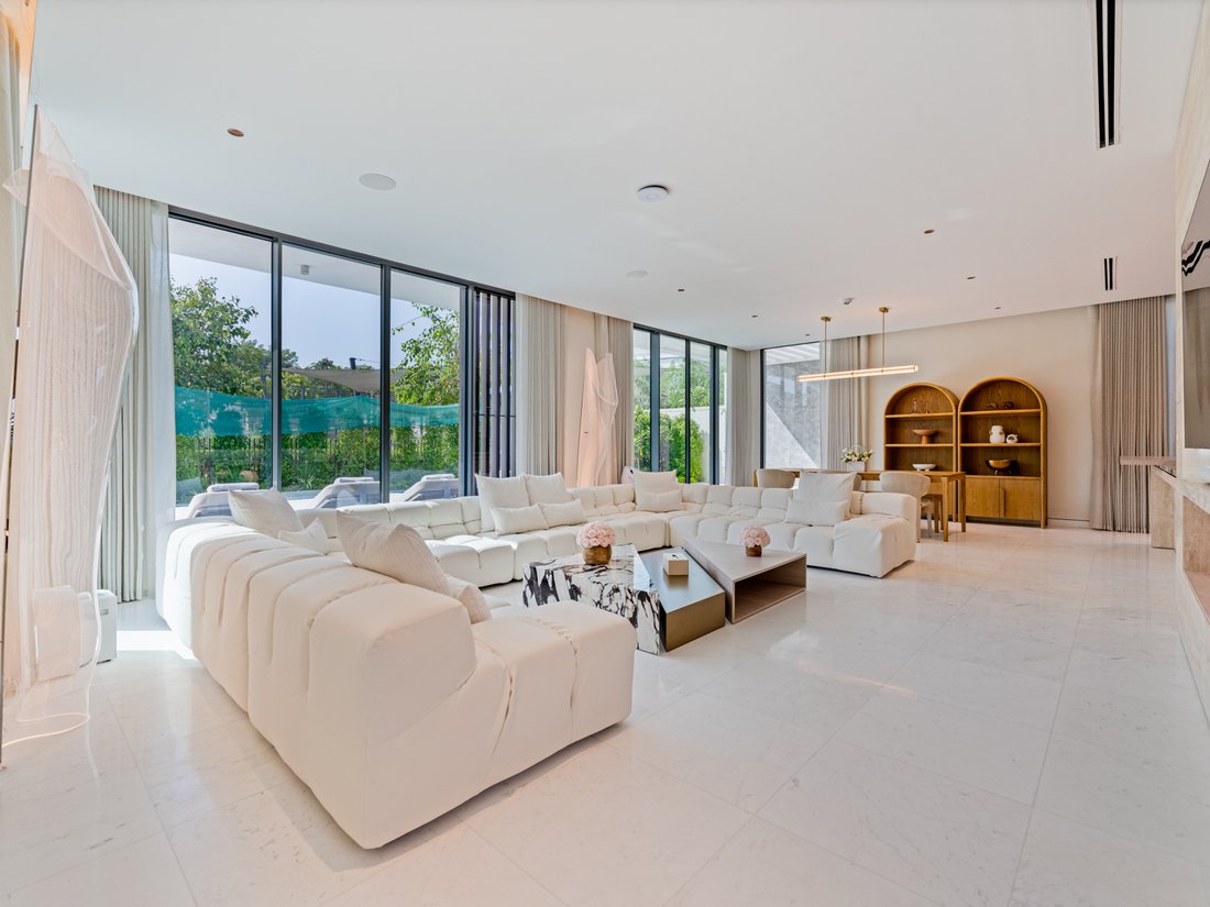 Villa in Tilal Al Ghaf, Dubai, United Arab Emirates 3 - 18318569