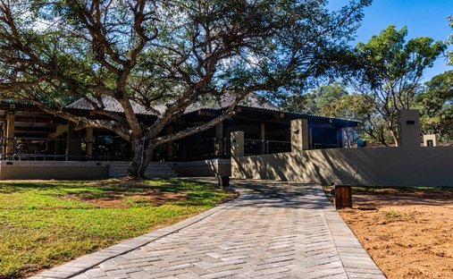 House in Vaalwater, Limpopo, South Africa 1