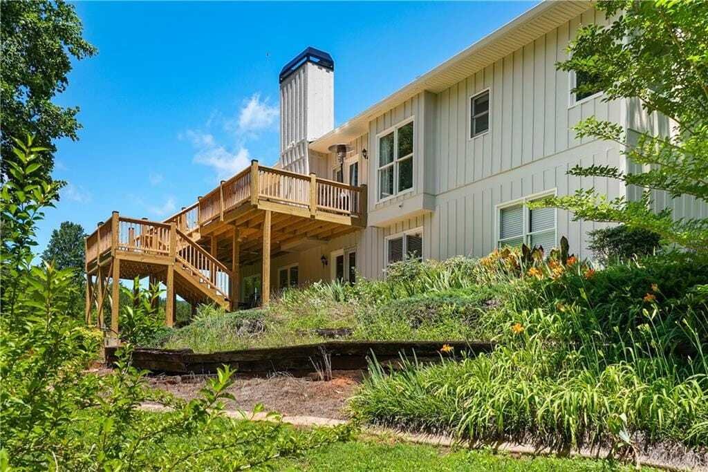House in Clarkesville, Georgia, United States 4 - 18320937