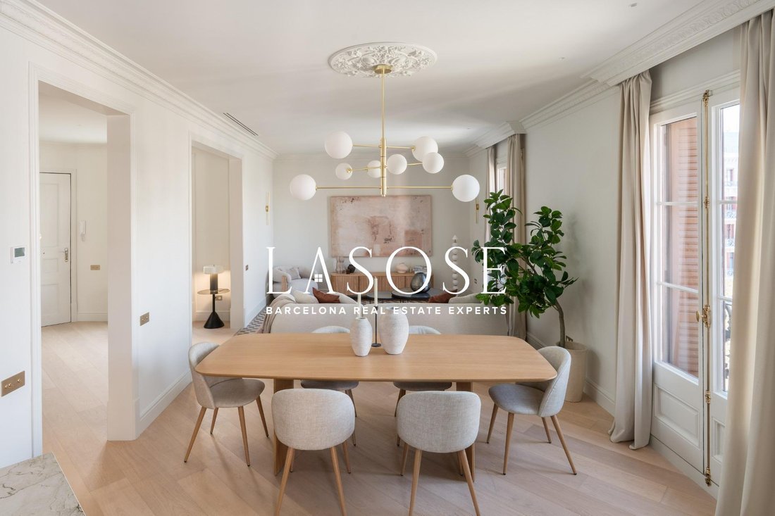 Apartment in Eixample, Barcelona, Spain 2 - 18319278
