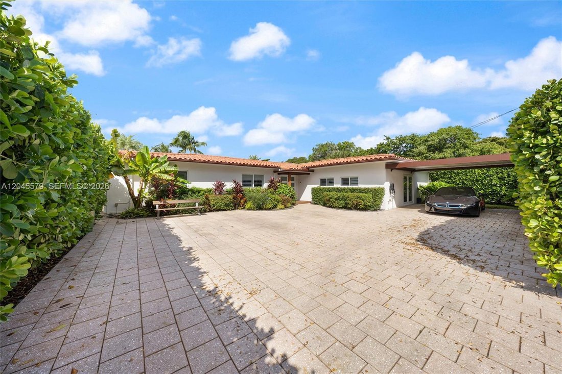 House in North Miami Beach, Florida, United States 2 - 18322977