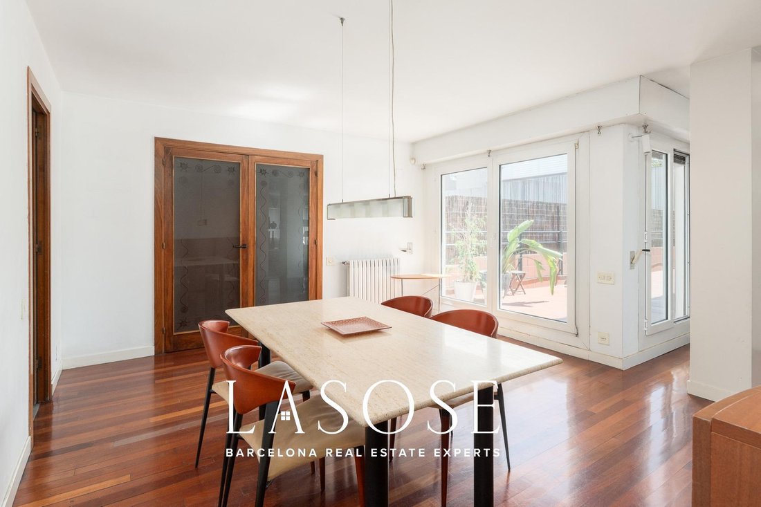Apartment in Sarrià-Sant Gervasi, Barcelona, Spain 3 - 18319409