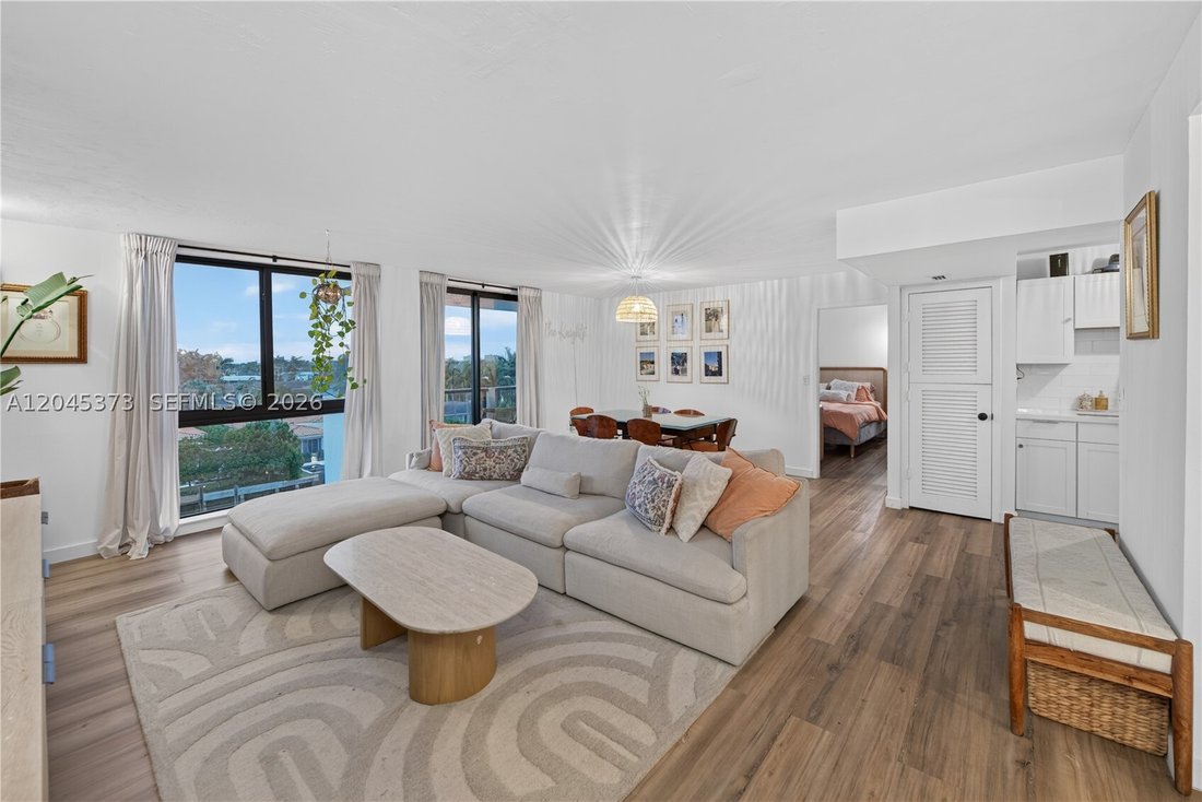 Condo in Bal Harbour, Florida, United States 4 - 18321783