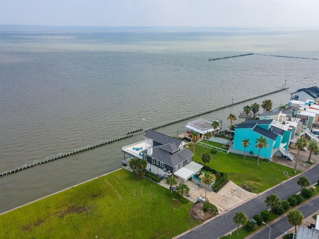 House in Galveston, Texas, United States 2 - 18322678