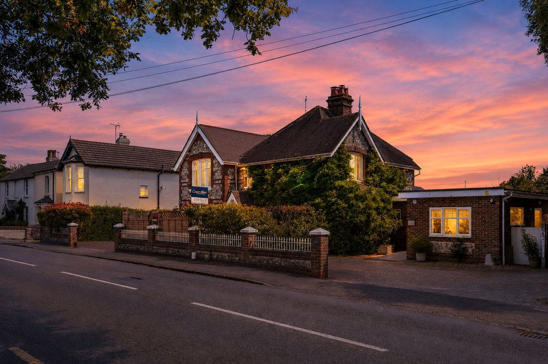 House in Rustington, England 1 - 18253572