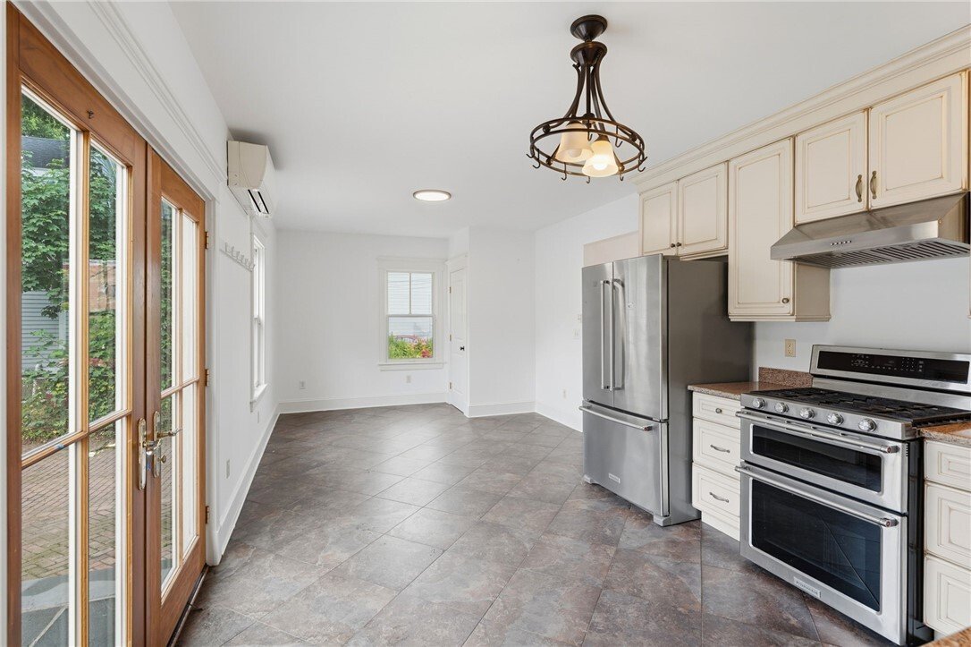 Newport, Rhode Island, United States 5 - 18318161