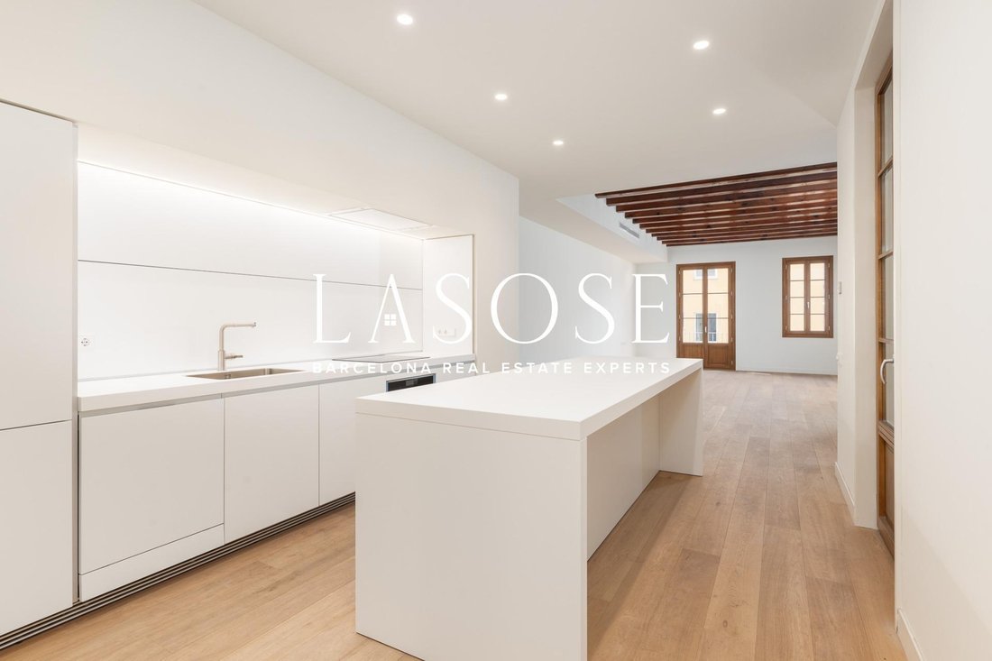 Apartment in Eixample, Barcelona, Spain 1 - 18319485