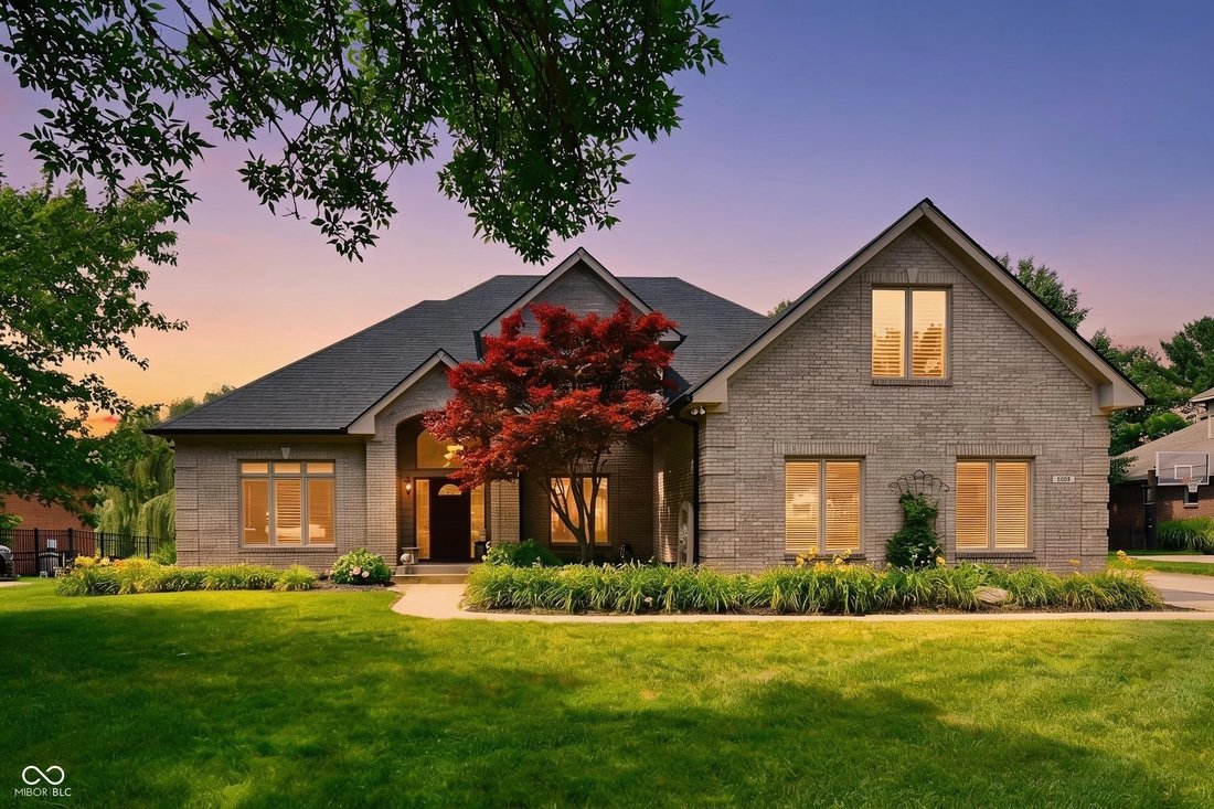 House in Greenwood, Indiana, United States 4 - 18321709