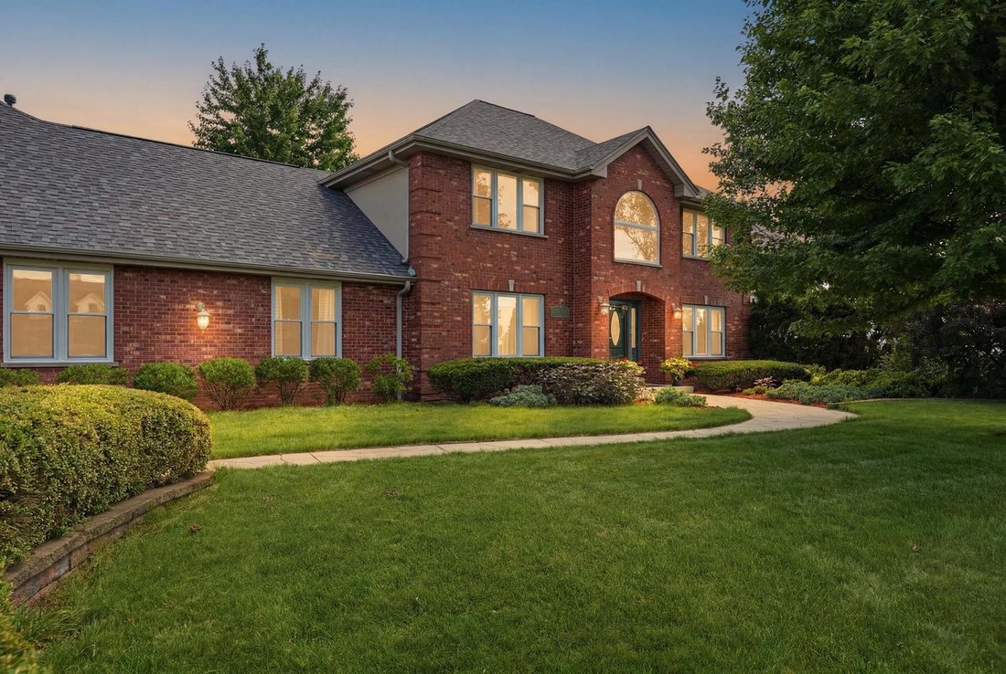 House in New Lenox, Illinois, United States 1 - 18318986