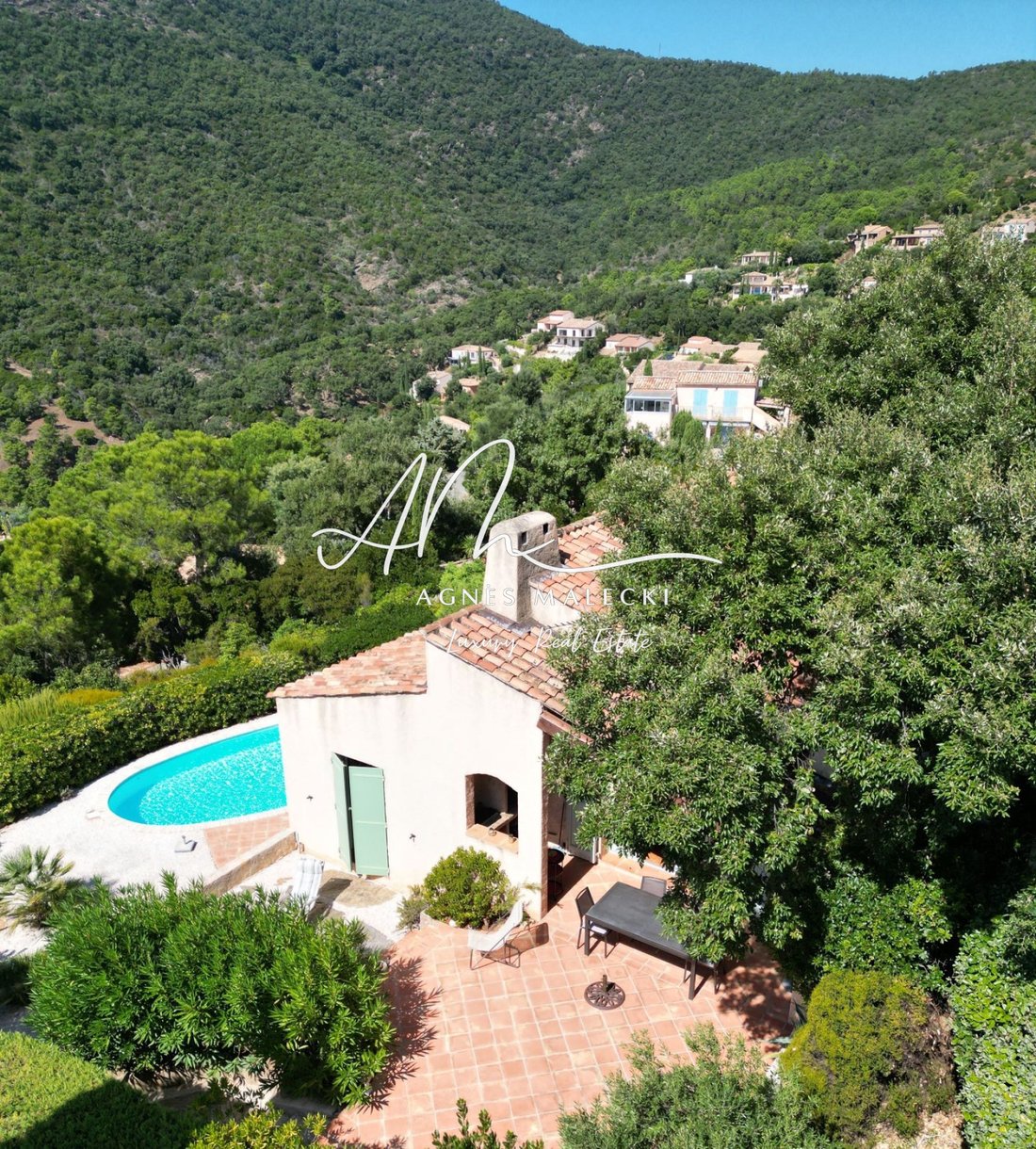 Villa in Rayol-Canadel-sur-Mer, Provence-Alpes-Côte d'Azur, France 1 - 18318917
