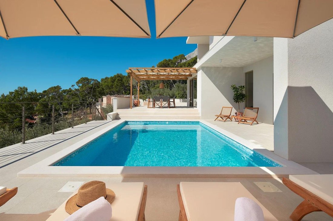 Villa in Velo Grablje, Split-Dalmatia County, Croatia 2 - 15914690