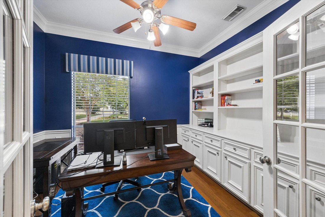 House in Rosharon, Texas, United States 5 - 18322720