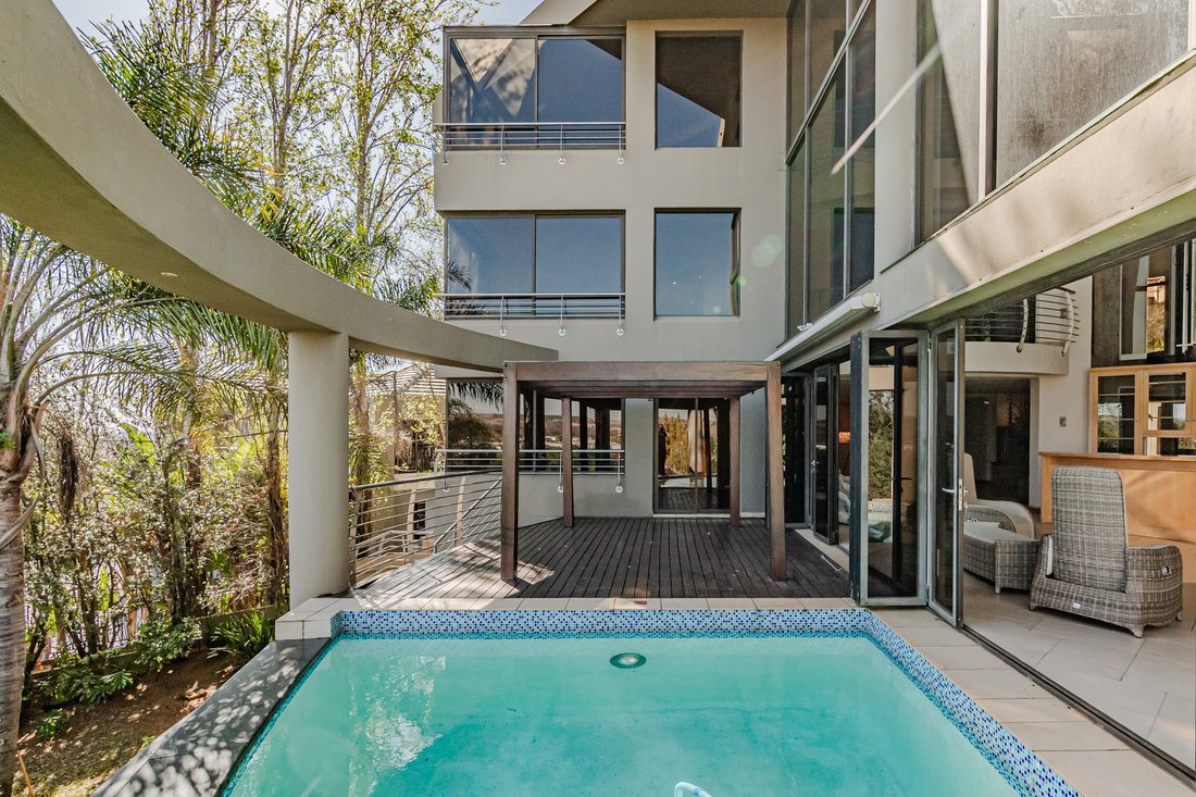 House in Woodhill Golf Estate, Gauteng, South Africa 3 - 16092992