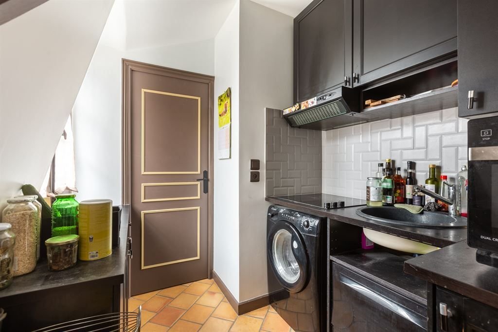 Apartment in Palais Royal, Paris 1er Arrondissement, Paris 5 - 18321526