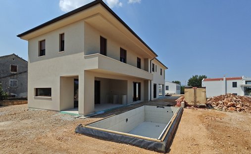 House in Malinska, Primorje-Gorski Kotar County, Croatia 1