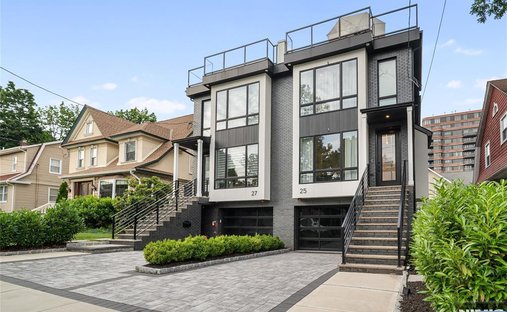 House in Cliffside Park, New Jersey, United States 1
