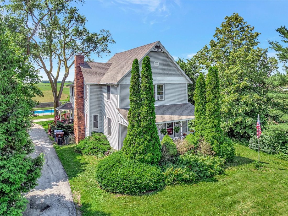 House in Beecher, Illinois, United States 1 - 18322474