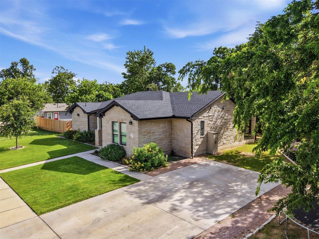 House in Georgetown, Texas, United States 4 - 17611092