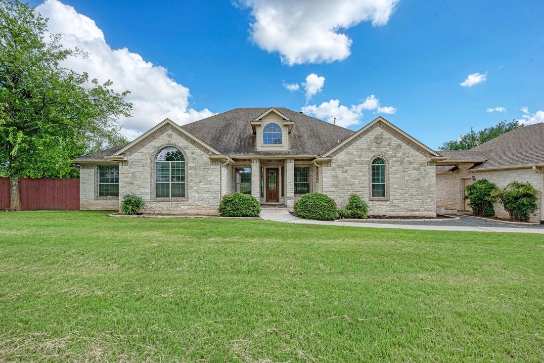 House in Buda, Texas, United States 1 - 18318369
