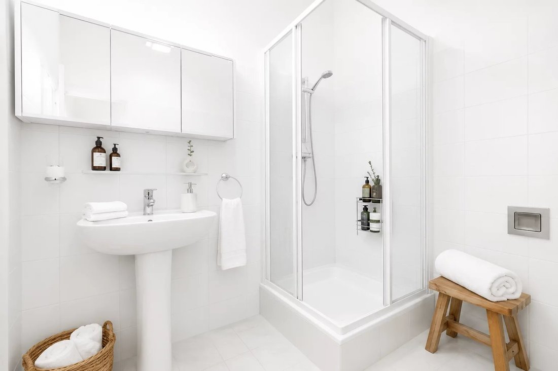 Apartment in Hoche-Friedland, Paris 8e Arrondissement, Paris 5 - 18319046