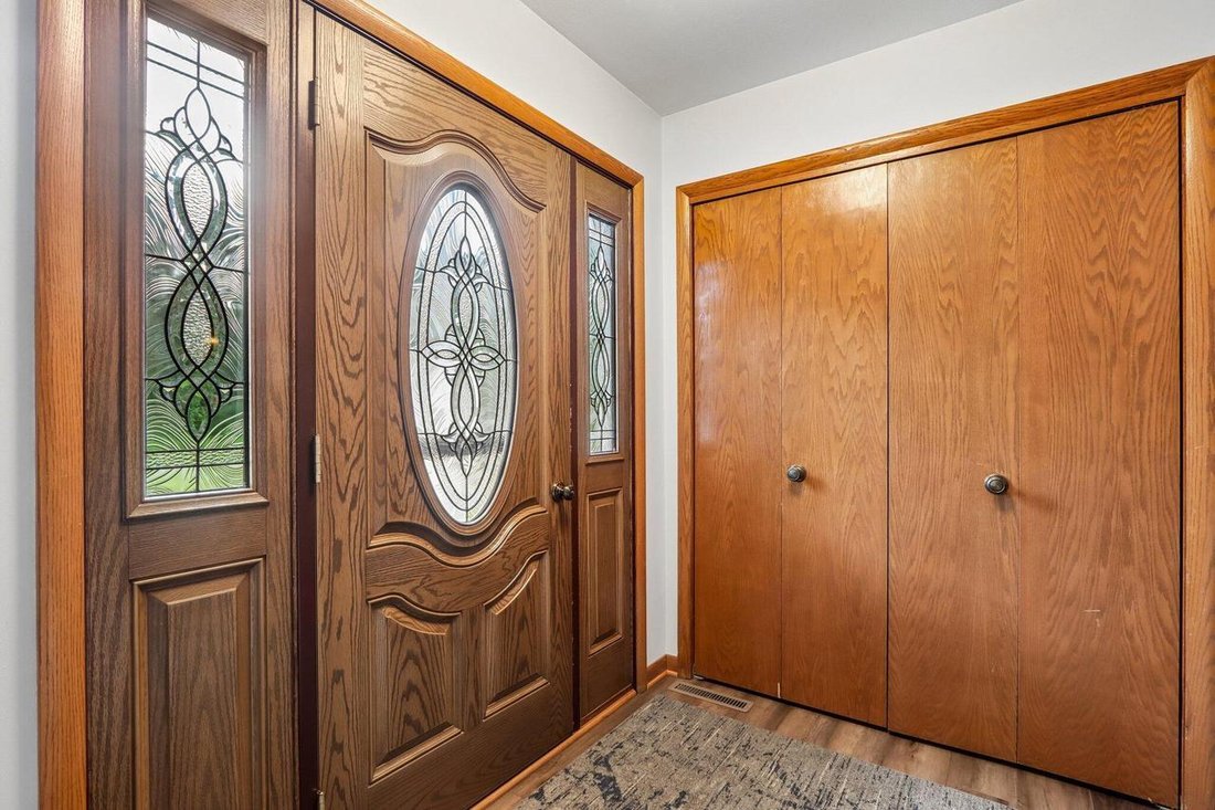 House in Hartland, Wisconsin, United States 3 - 18052888