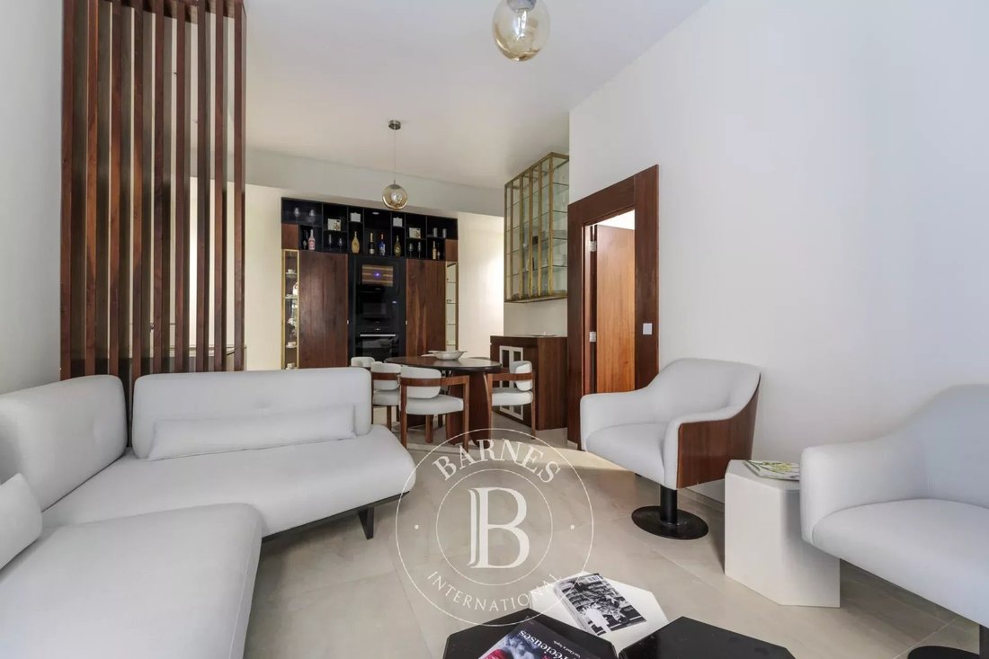 Apartment in Triangle d'Or, Paris 8e Arrondissement, Paris 5 - 18319641