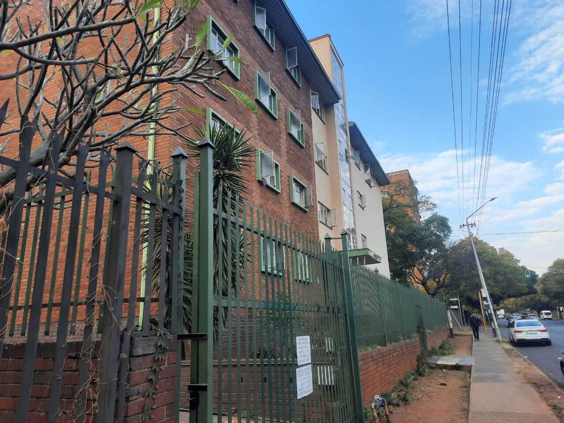 Apartment in Pretoria, Gauteng, South Africa 2 - 17949732