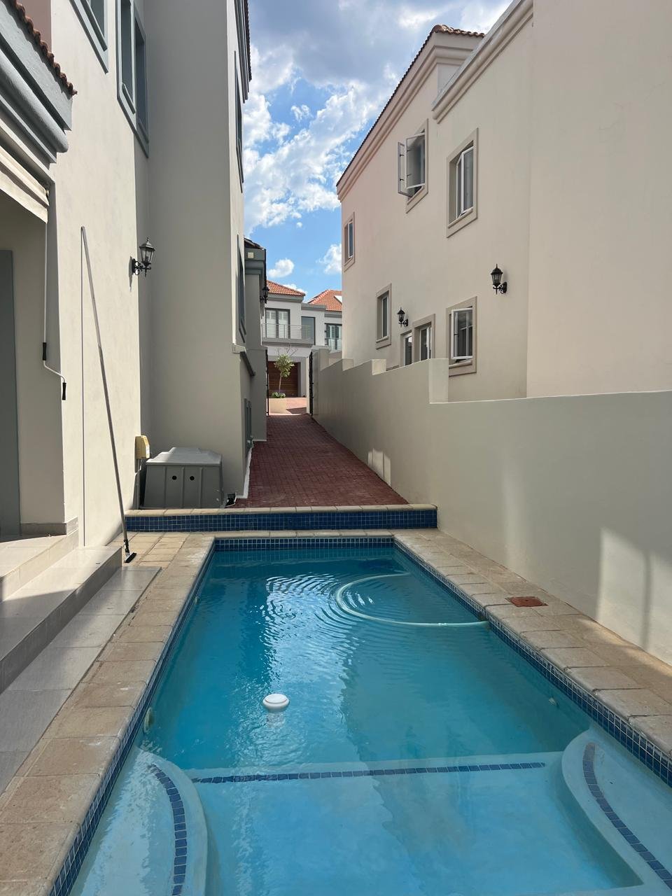 Townhouse in Farmall, Gauteng, South Africa 4 - 16645745