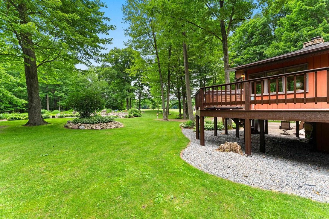 House in Rosholt, Wisconsin, United States 5 - 18320803