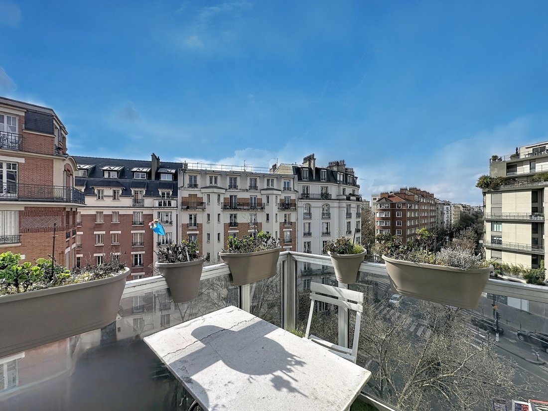 Apartment in Saint Lambert, Paris 15e Arrondissement, Paris 1 - 18321337