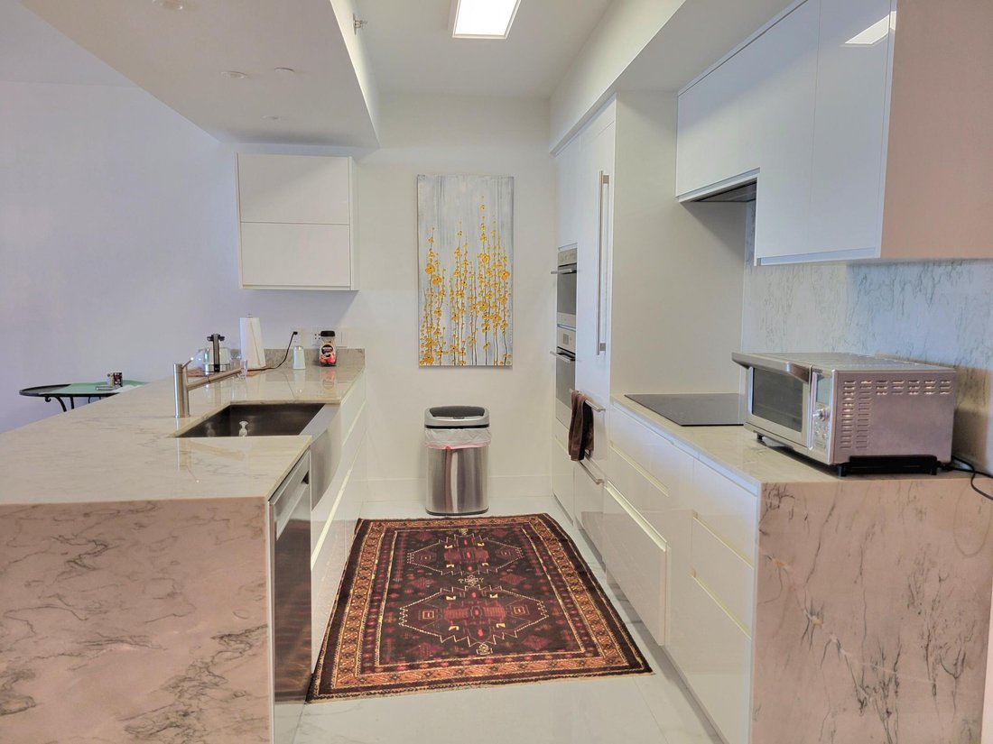 Condo in Hallandale Beach, Florida, United States 3 - 18322677