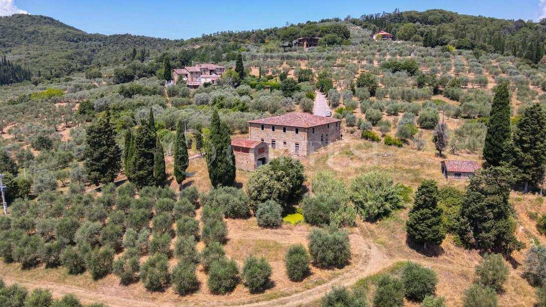 Villa in Civitella In Val di Chiana, Tuscany, Italy 1 - 18322605