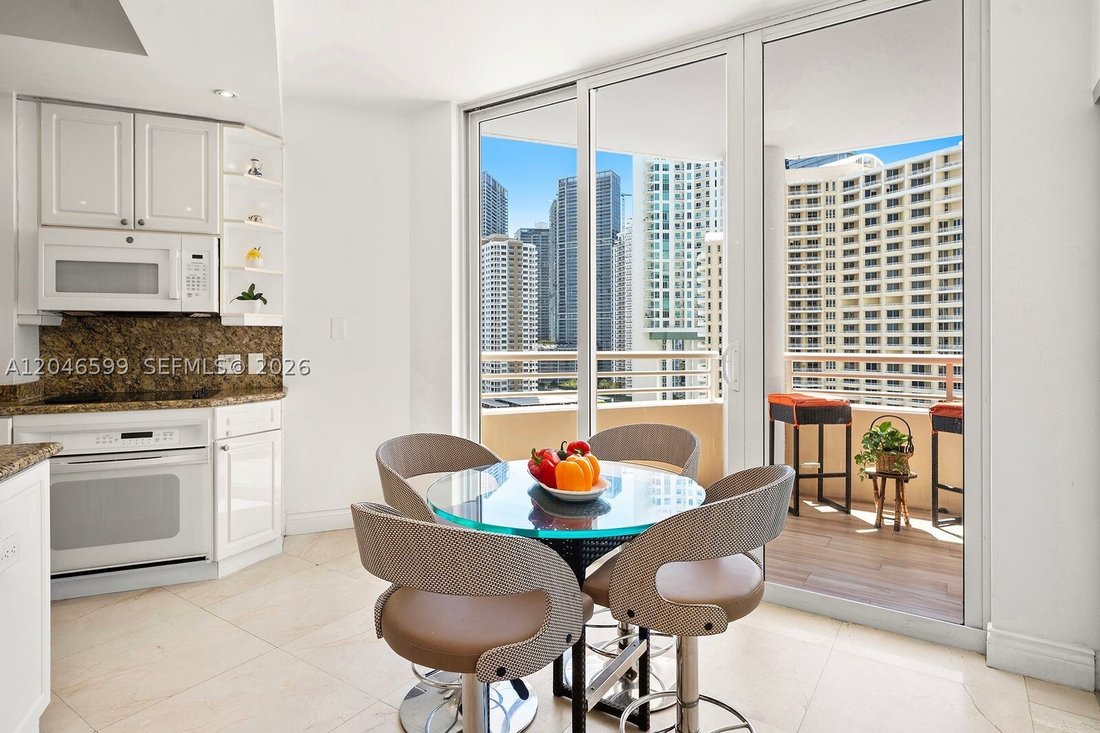 Condo in Miami, Florida, United States 5 - 18321779